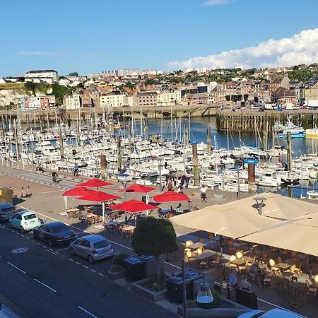 Appartement A 2 pas de l'EAU à Dieppe Extérieur photo